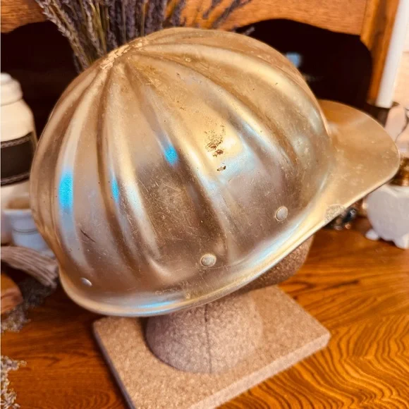 VTG Superlite by Fibre Metal Chester PA USA Aluminum Helmet Hard Hat Logging etc - Picture 4 of 12